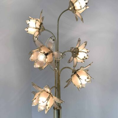 Lampadaire doré fleurs 1970 allumé