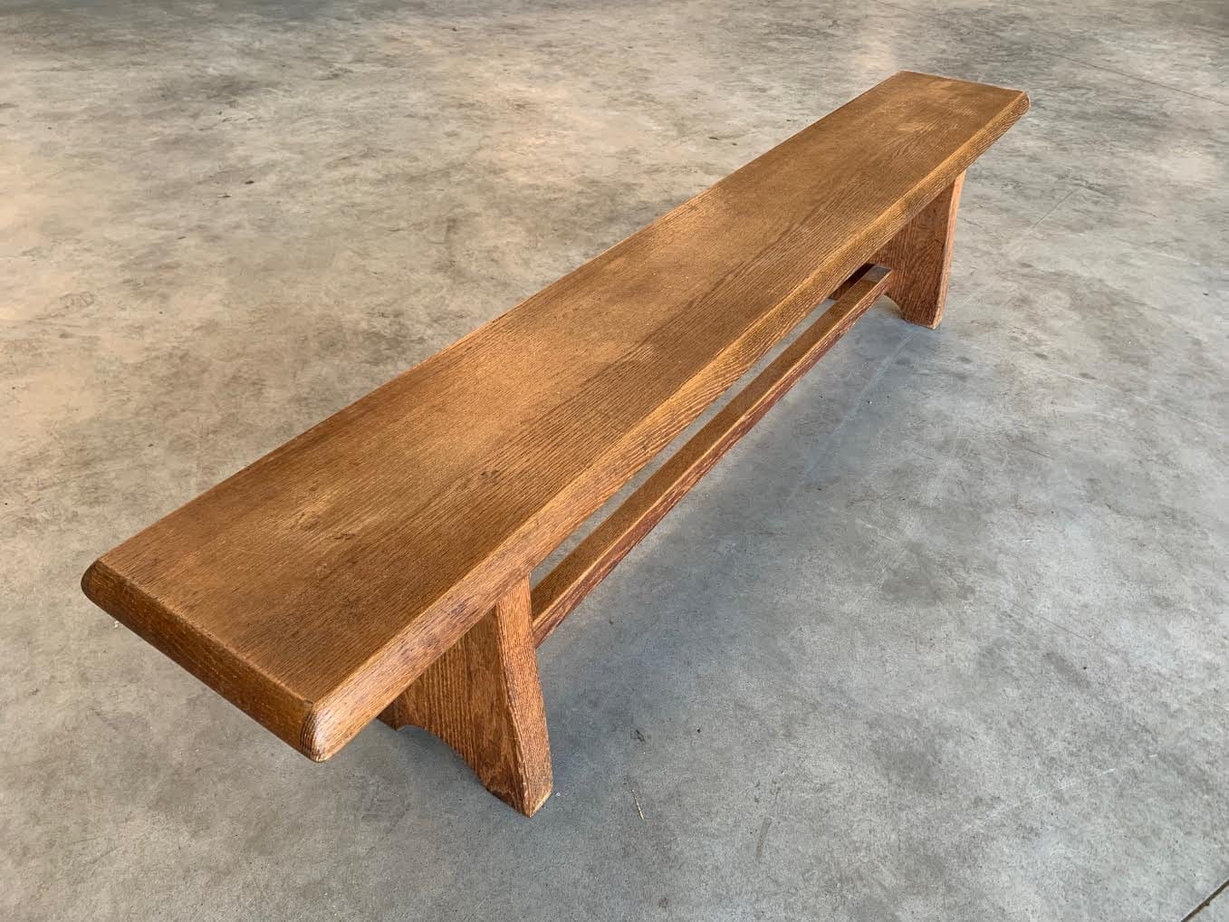 Banc campagnard en chêne vue assise