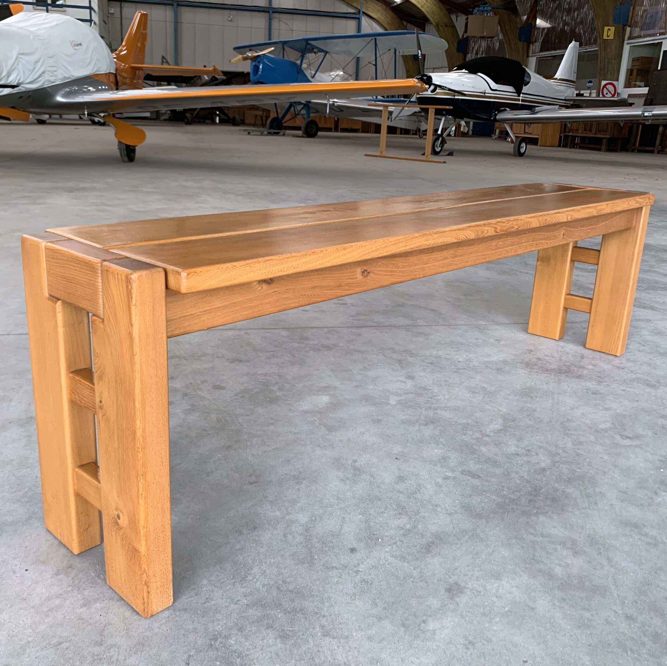Banc en Orme massif