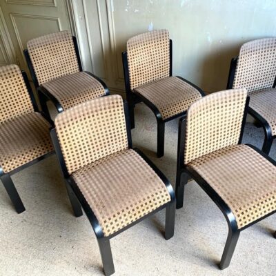 Chaises velours beige vintage vue du dessus