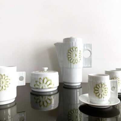 Service à cafe en porcelaine vintage ensemble