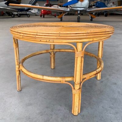 Table basse en rotin vintage