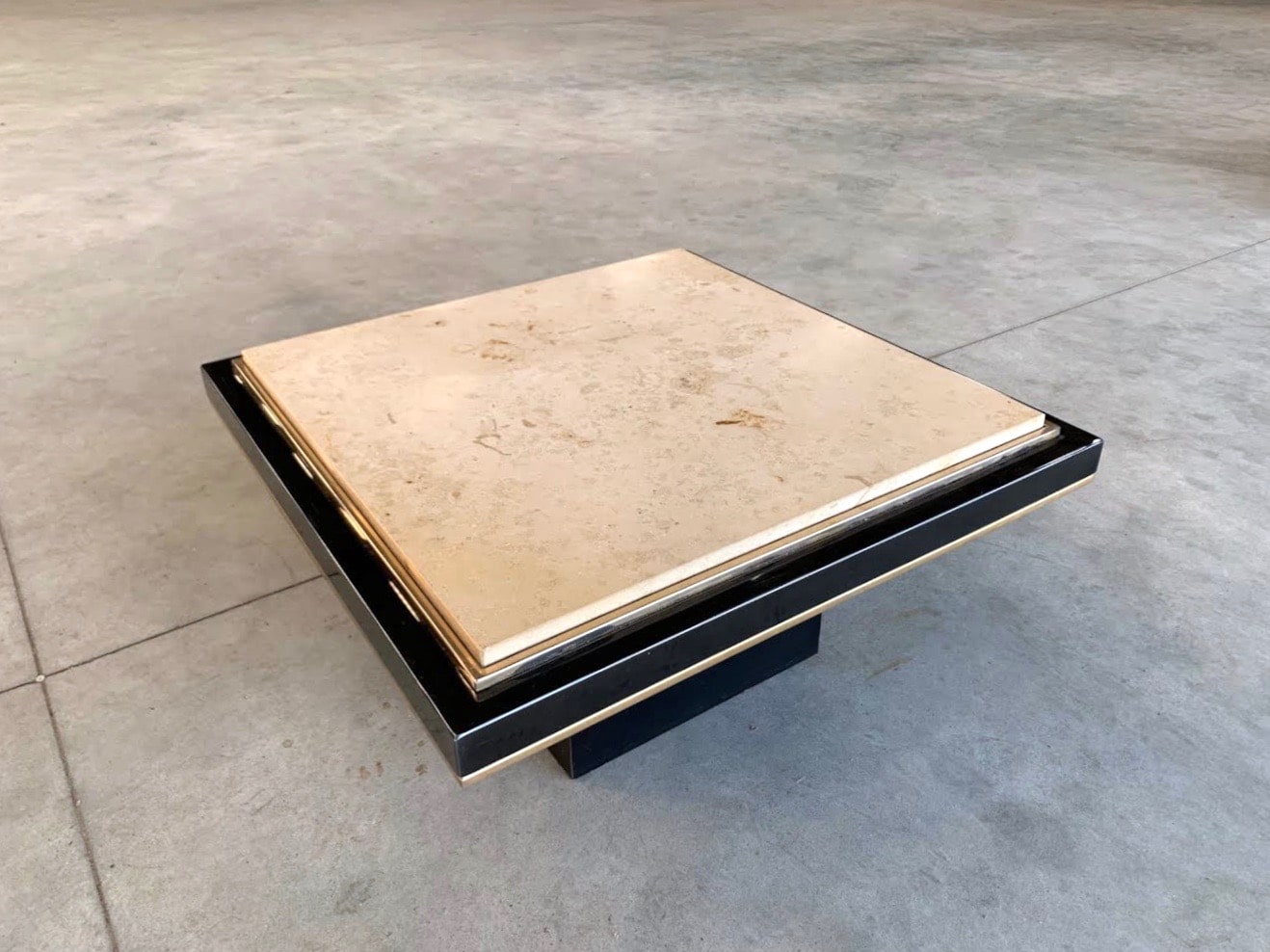 Table basse en travertin 2