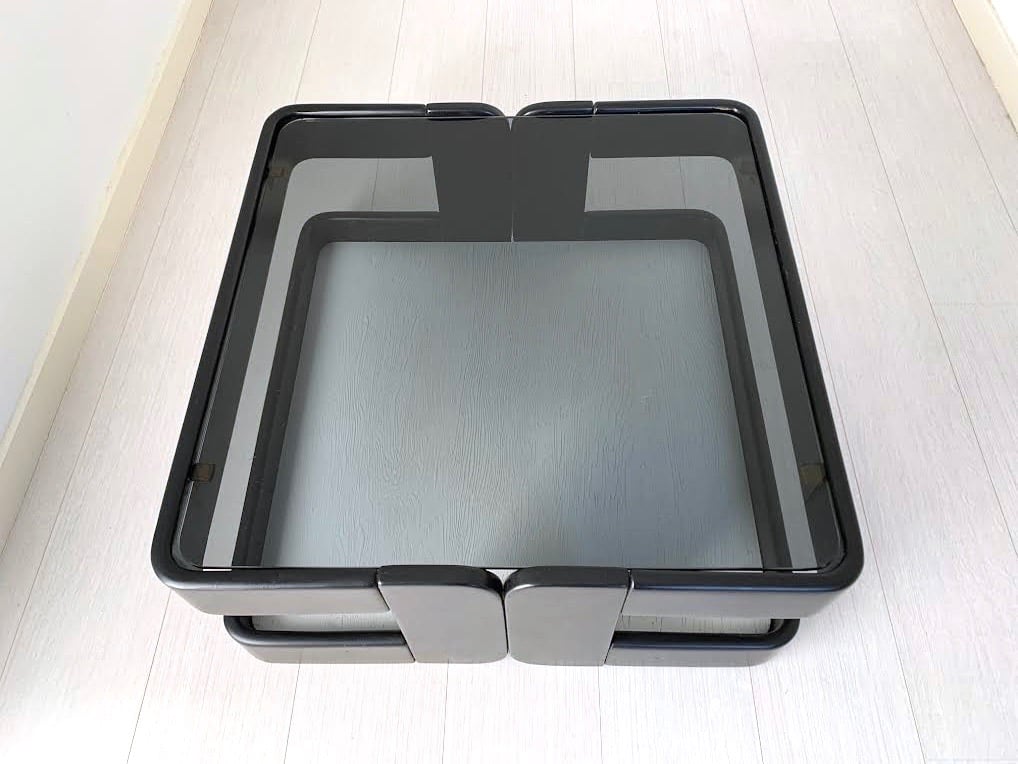 Table basse space age plateau