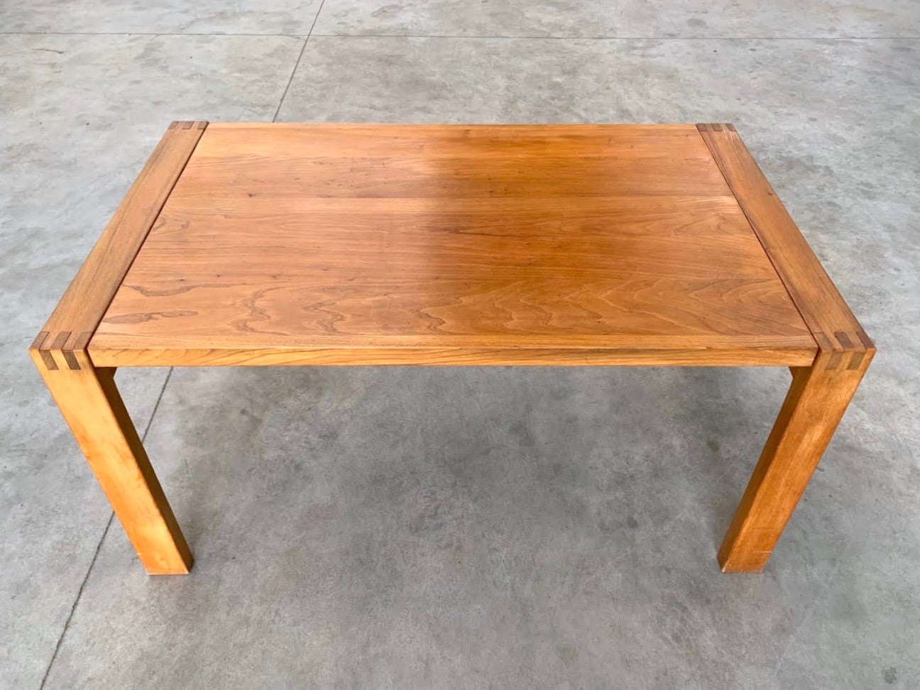 Table en orme massif plateau