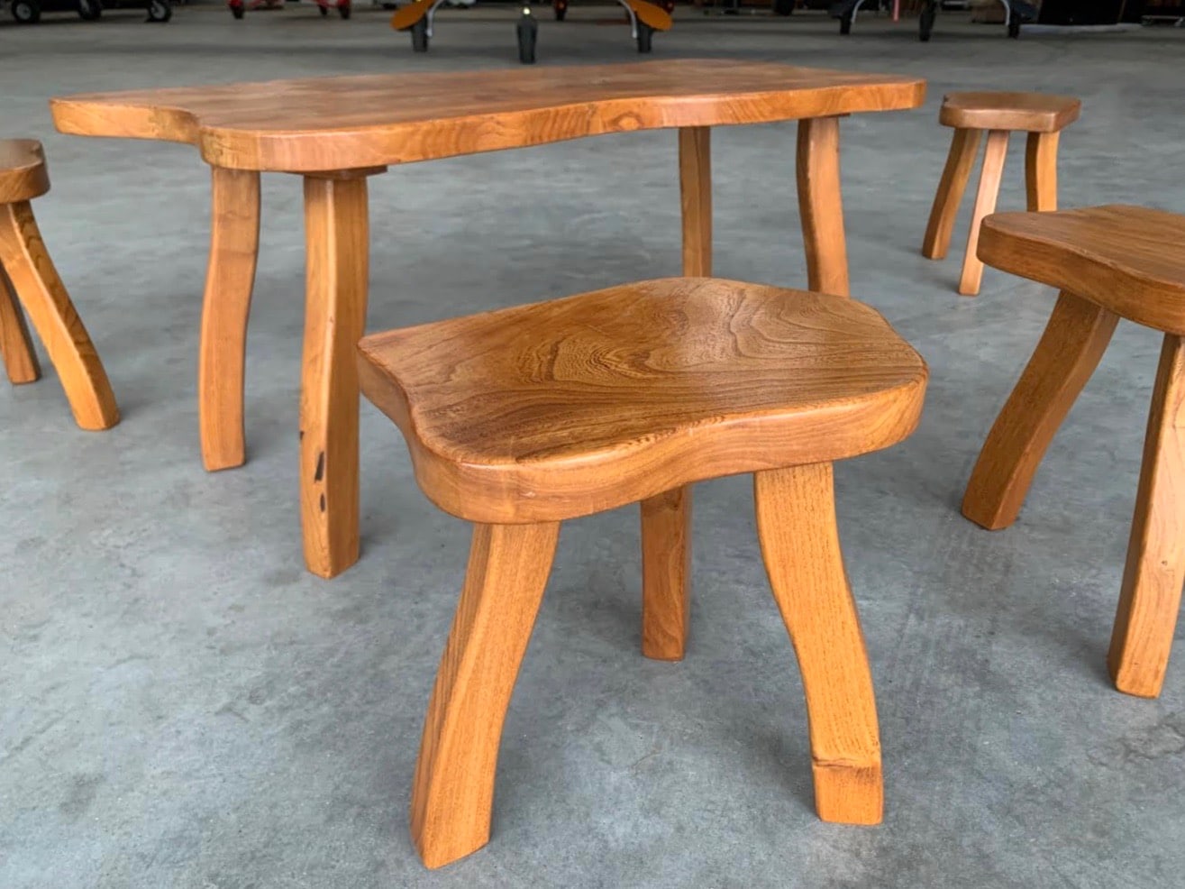 Tabouret brutaliste détail
