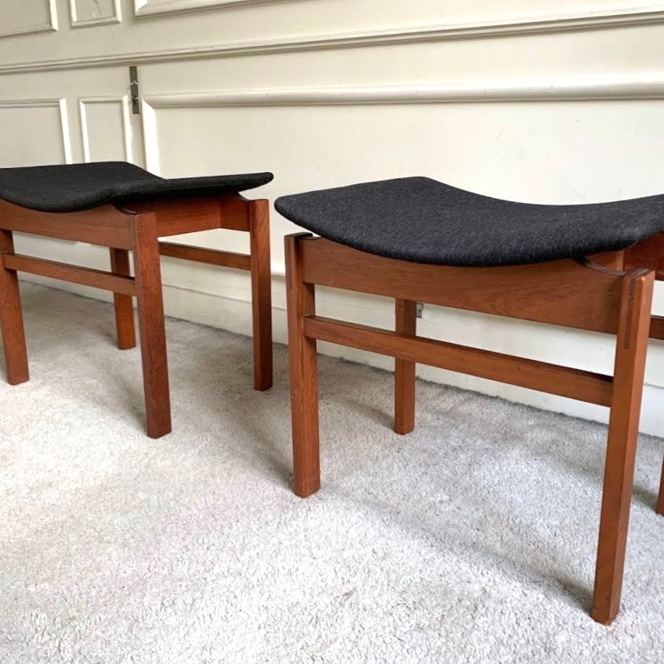 Tabouret scandinave en teck