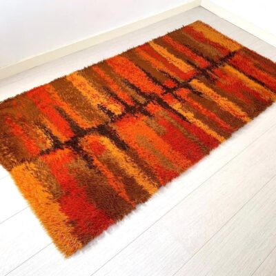 Tapis orange vintage 1970