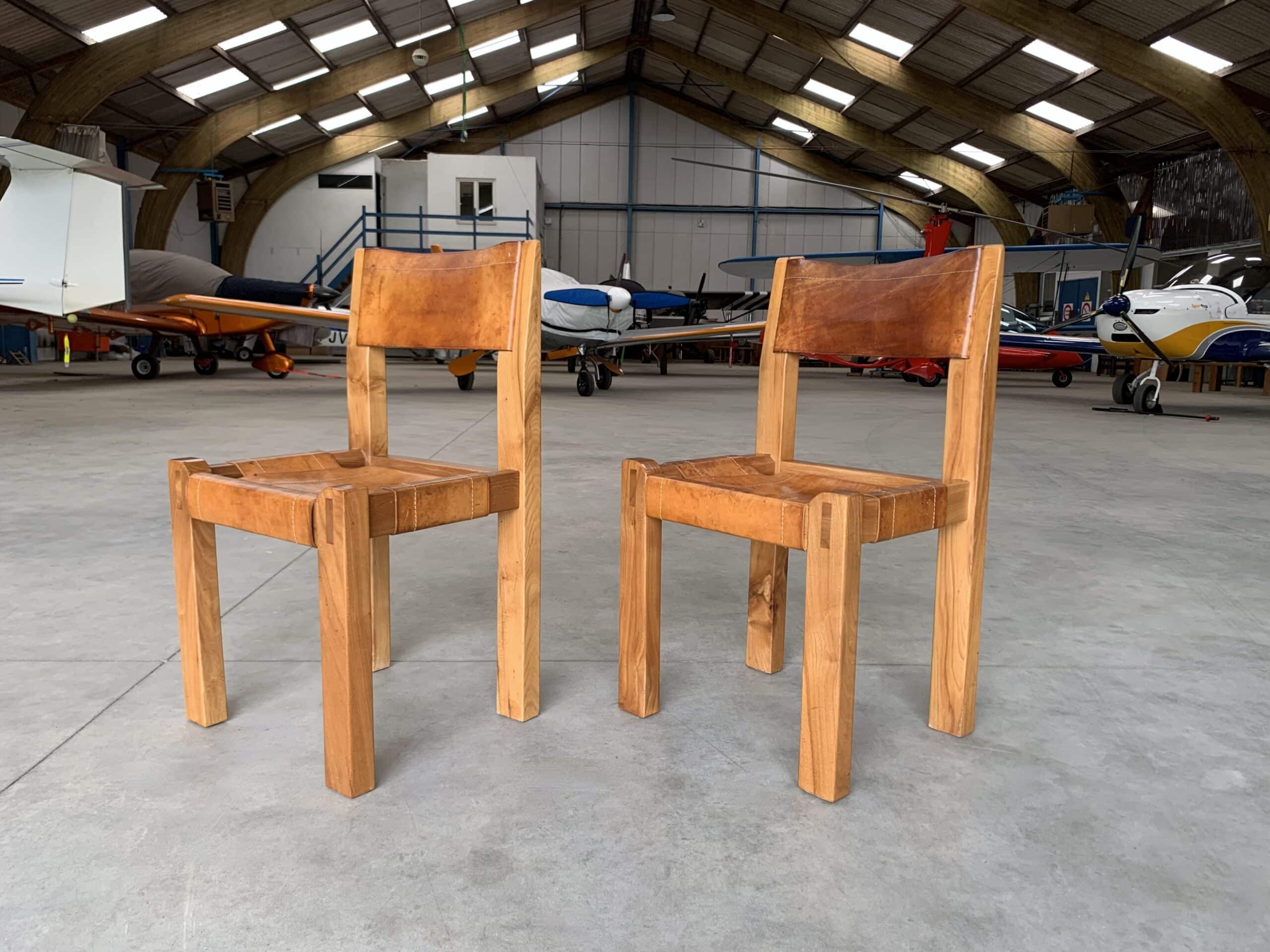 Chaises Sénac en orme et cuir vue d'ensemble