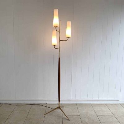 Lampadaire Lunel allumé vue générale